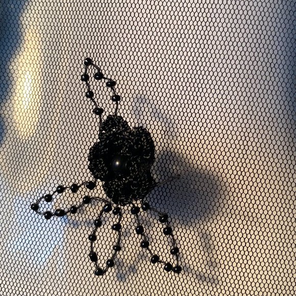 Lovely Vintage Embroidered/Beaded Top (SM) (VGUC) - Picture 3 of 11